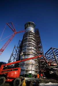 Dezember 2006: Blick auf den rund 60 Meter hohen Abgaskamin