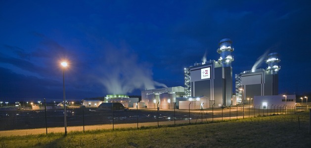 2008: Das GuD in Hamm-Uentrop bei Nacht